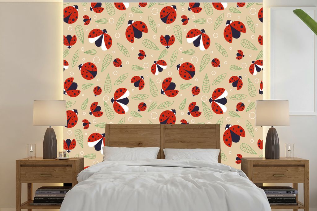MuchoWow Fototapete für Wohnzimmer oder Schlafzimmer Wandtapete Vinyl Motivtapete Marienkäfer - Blätter - Design - 260x260 cm - Papiertapeten