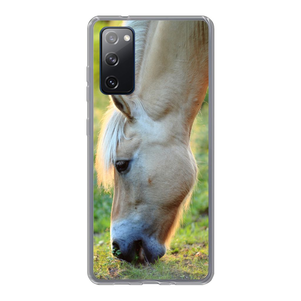 MuchoWow Handyhülle Schutzhülle Hülle für Samsung Galaxy S20 FE Weidendes Fjordpferd an einem Sommertag Silikon Softcase Handy Hülle - Abdec...