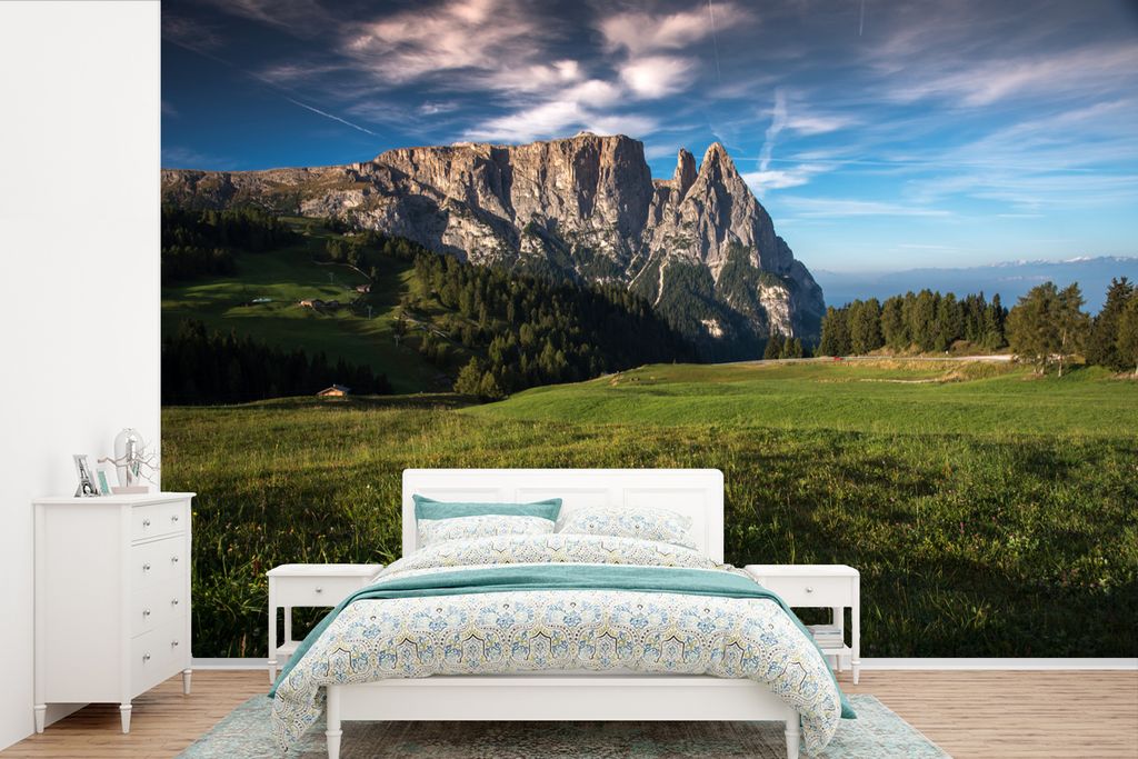 MuchoWow Fototapete für Wohnzimmer oder Schlafzimmer Wandtapete Vinyl Motivtapete Die Berge der Seiser Alm in Norditalien - 390x260 cm - Papiert...
