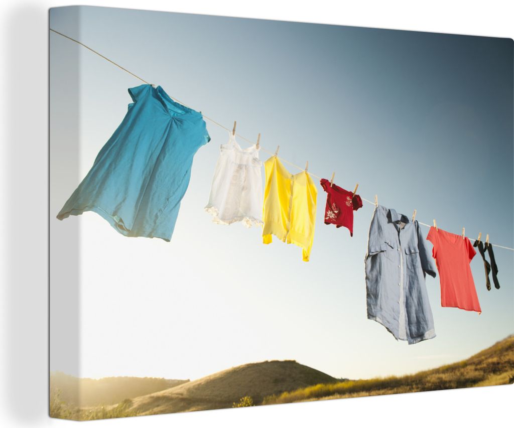 OneMillionCanvasses - Leinwandbilder - 140x90 cm, Frauenkleidung auf einer Wäscheleine, Wandbilder Kunstdruck Wanddekoration - Foto auf Leinwand...