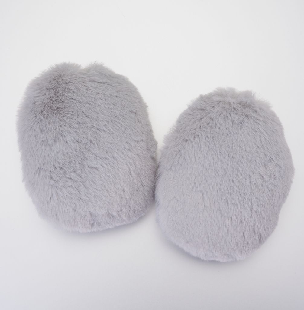 VBS Kunstfell-Kugel "Oval Groß", ca. 9,5 x 12,0 x 5,0 cm, 2 Stück Grau