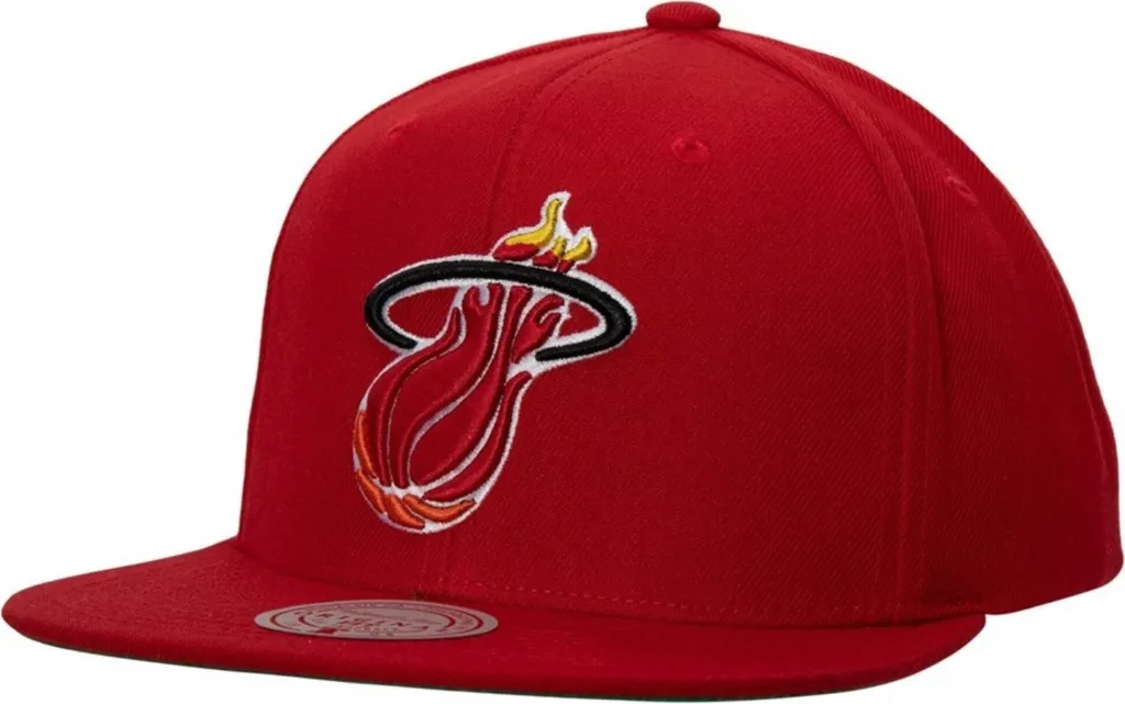 Bonnet Mitchell & Ness à Revers Rouge en Maille pour Homme et Femme