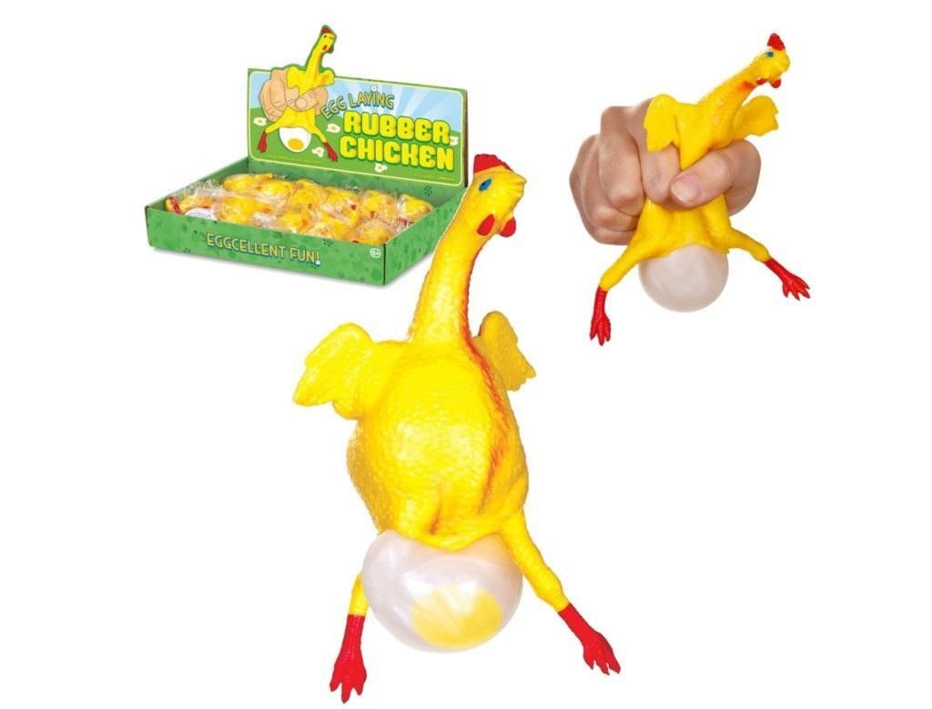 Gummihuhn legt ein Ei