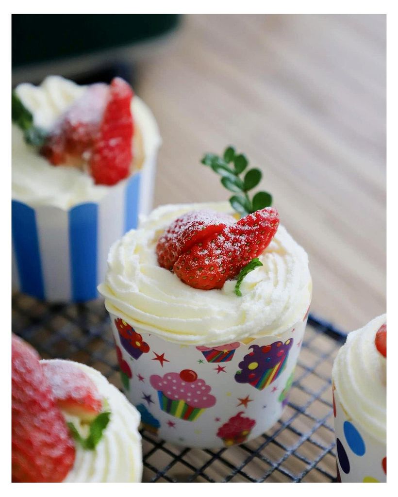 Mix und Match; Kuchenkörbchen für Backtage, Geburtstagsfeiern, Teekränzchen, Hochzeiten und Partys, groß Ø 6 cm, 100 Stück pro Packung
