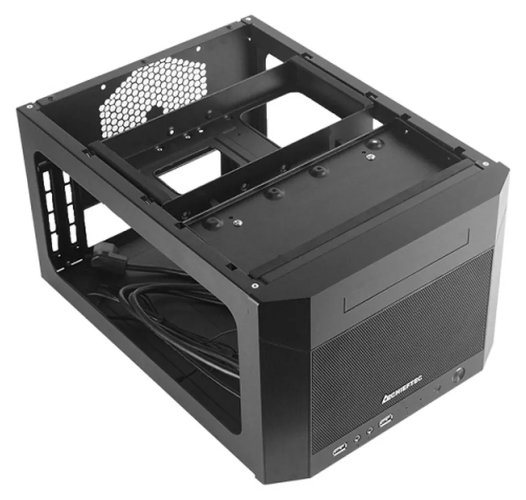 Châssis PC Chieftec CN-01B-OP Pro Cube Mini Format Gain de Place et Rigide - 15