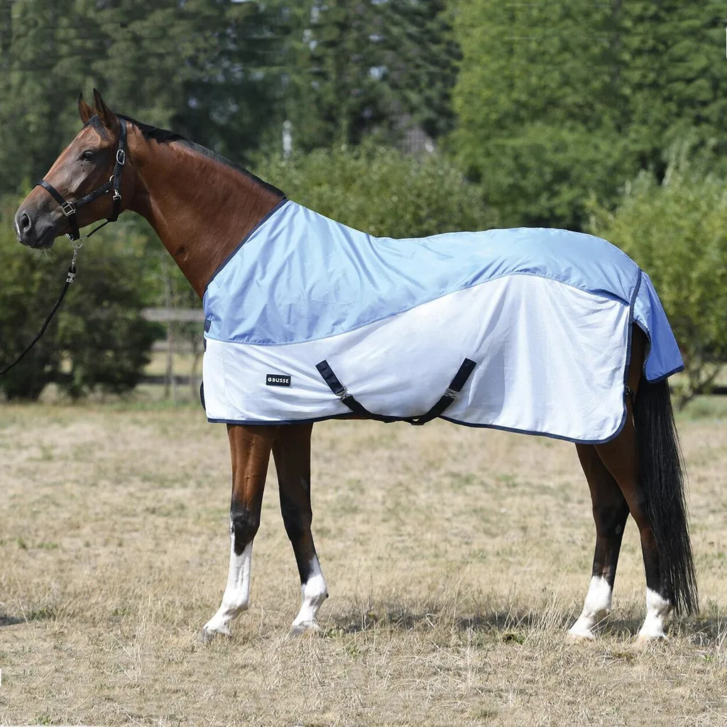 Busse Couverture Paddock RAINFLY Sky Navy 145cm pour Cheval de Selle