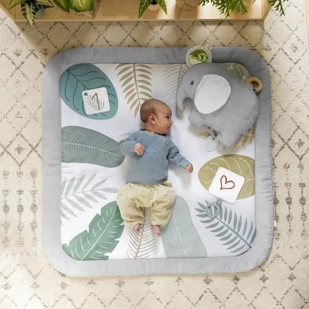Tapis d'éveil évolutif Sprout Spot avec arche de jeux pour nouveau-né