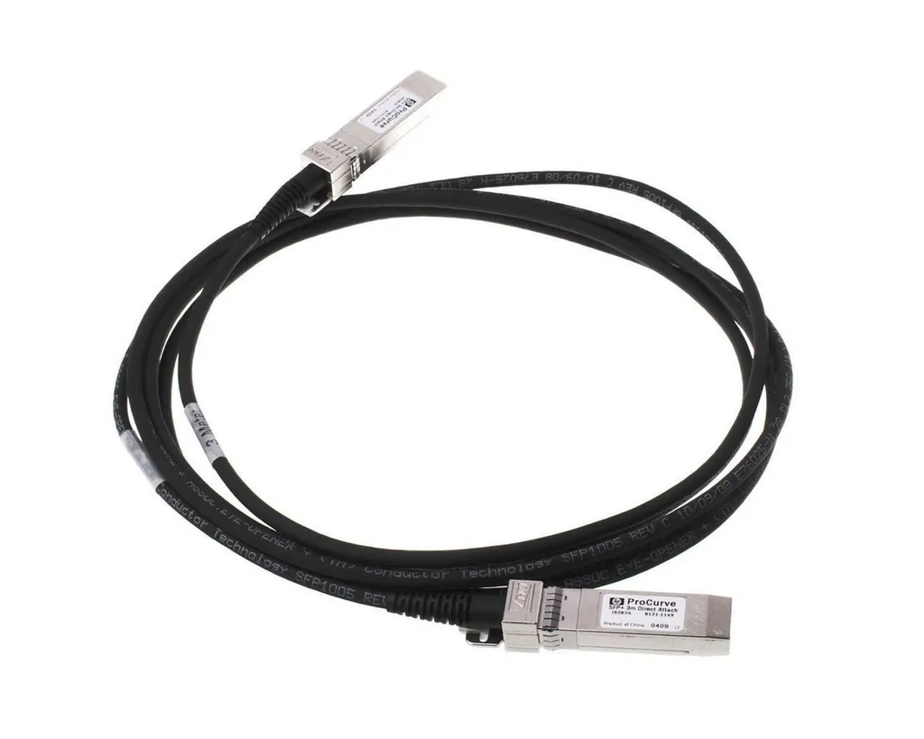 Câble HPE X240 SFP28 25G 5m JL292A contre Latence et Pertes de Signal
