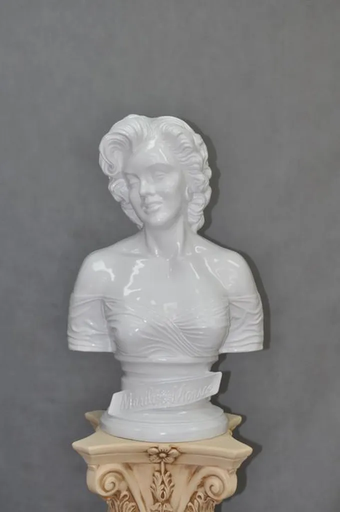 Statue Marilyn Monroe en Résine Finition Artisanale Sculpture Design
