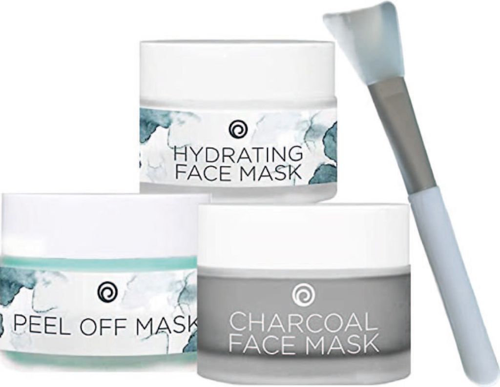 Beauty Masken- und Pflegesets mit Kohlemaske (Reinigung), Peel-off-Maske (Peeling), Feuchtigkeitsmaske (Pflege) und gratis dazu die Silikonbürste ...