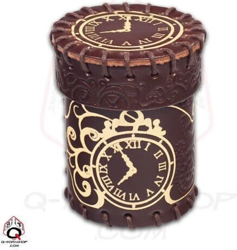 Évitez les dés perdus avec cette coupe à dés Steampunk en cuir robuste