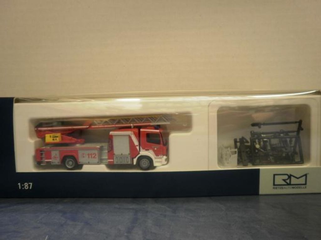 Rietze MB Atego Magirus '2019 DLK Feuerwehr Korntal-Münchingen 71664