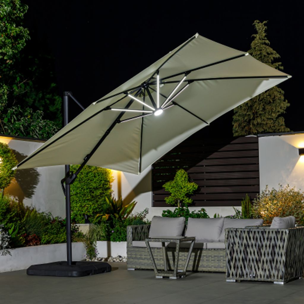 Grosser Sonnenschirm für den Außenbereich, Camping Sonnenschutz, Garten-Sonnenschirm, Mit Solar-Lichtstreifen Weiß L255*H270cm