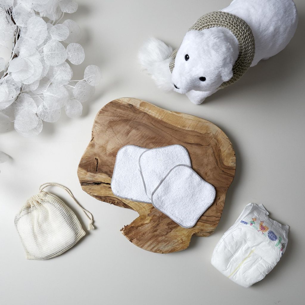 10 Baby-Baumwollquadrate und 8 Wäschenetze