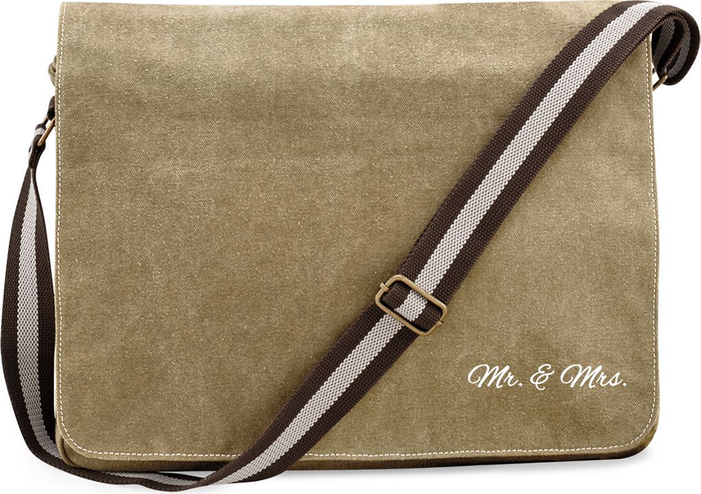 Huuraa Umhängetasche Mr. & Mrs. Schriftzug 14 Liter Sahara Canvas Laptoptasche Geschenkidee