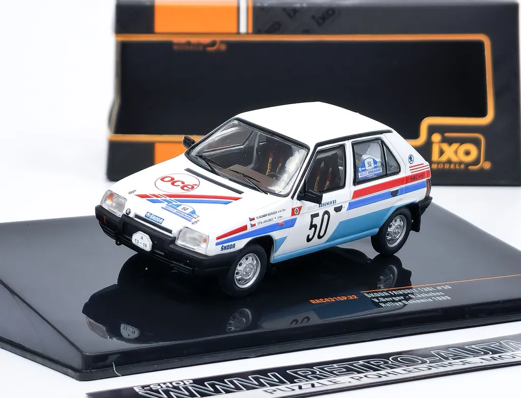 Modèle réduit Škoda Favorit 136 L pour collectionneur Rallye 1989 1/43
