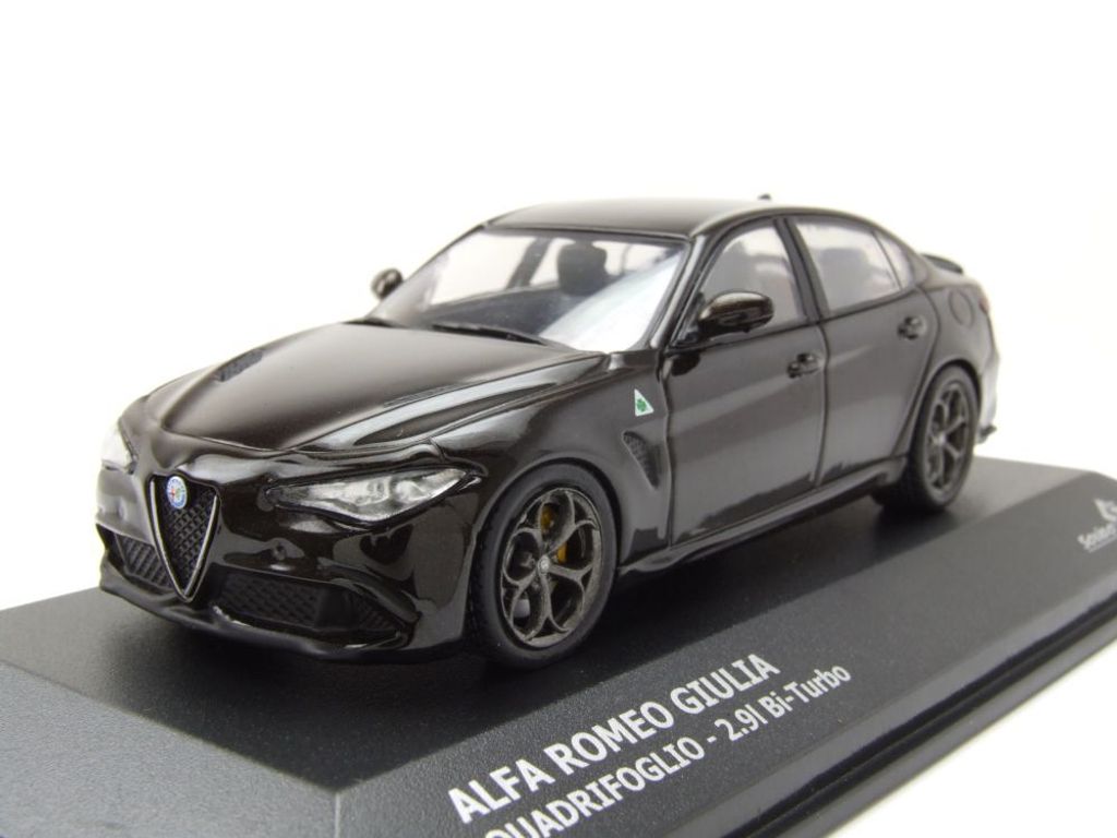 Solido 421437650 Alfa Romeo Giulia Quadrifoglio 2019 noir Image du produit 
