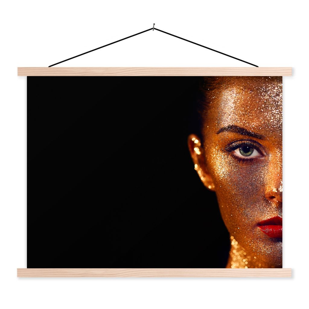 MuchoWow Textilposter Make-up - Gold - Frau - Luxus - Glitzer - Kunst 120x90 cm mit holzfarbenen Rahmen - Magnetisch