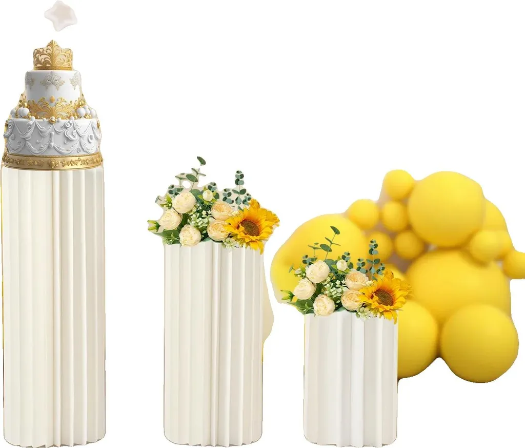 Vase de mariage robuste blanc de forme cylindrique très stable
