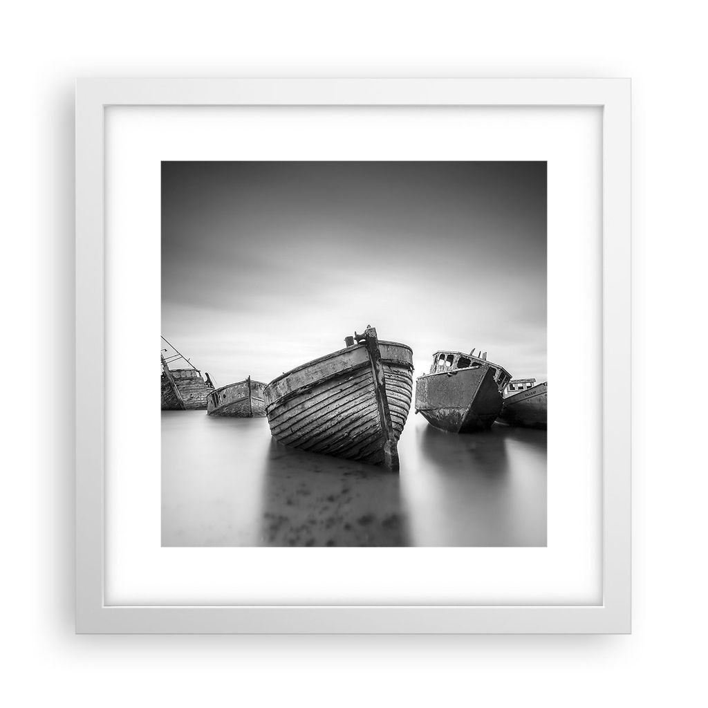 Gerahmtes Poster - Weißer Rahmen - £ódŸ Wrack Schiff - 30x30 cm - Wand Bild - Wanddeko - Wandbilder - Kunstposter - Wandposter - Bilderrahmen -...