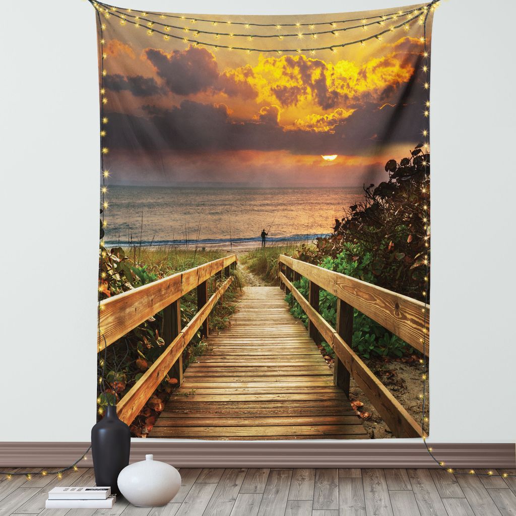 ABAKUHAUS Landschaft Wandteppich, Hölzerne Pier zum Calm Idyllischer Strand mit Kräutern und Büschen bei Sonnenuntergang Meer, Wohnzimmer Schlaf...
