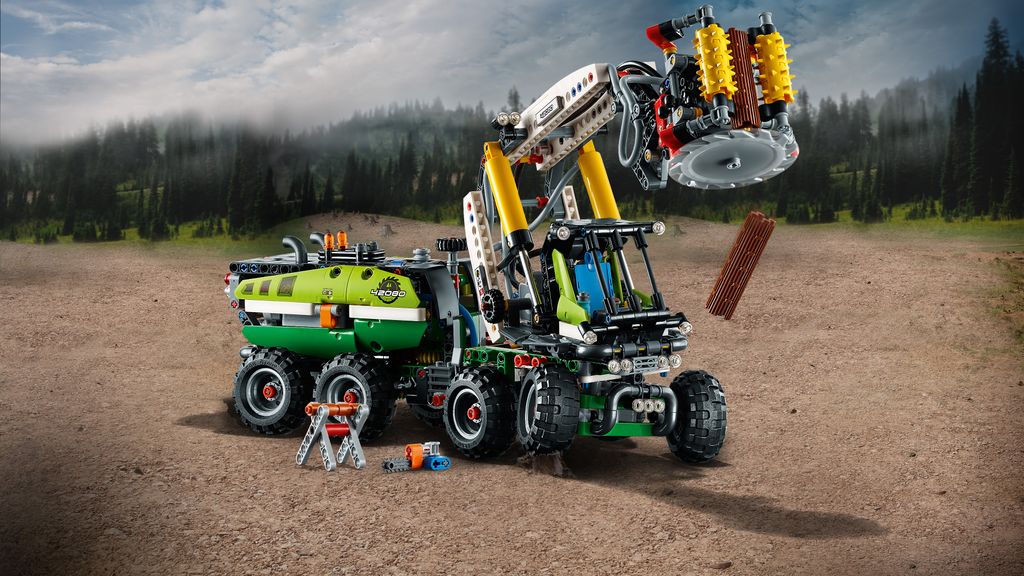 LEGO® Technic Harvester-Forstmaschine, 42080 Produktbild 5