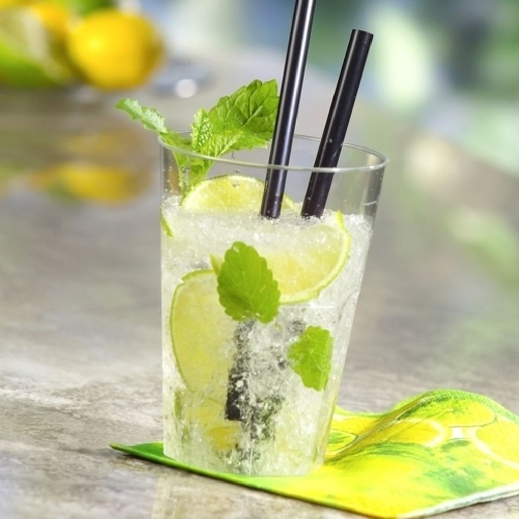 900 Plastikbecher für Caipirinha, PP 0,3 l Ø 8 cm· 11 cm transluzent unzerbrechlich Mehrwegbecher