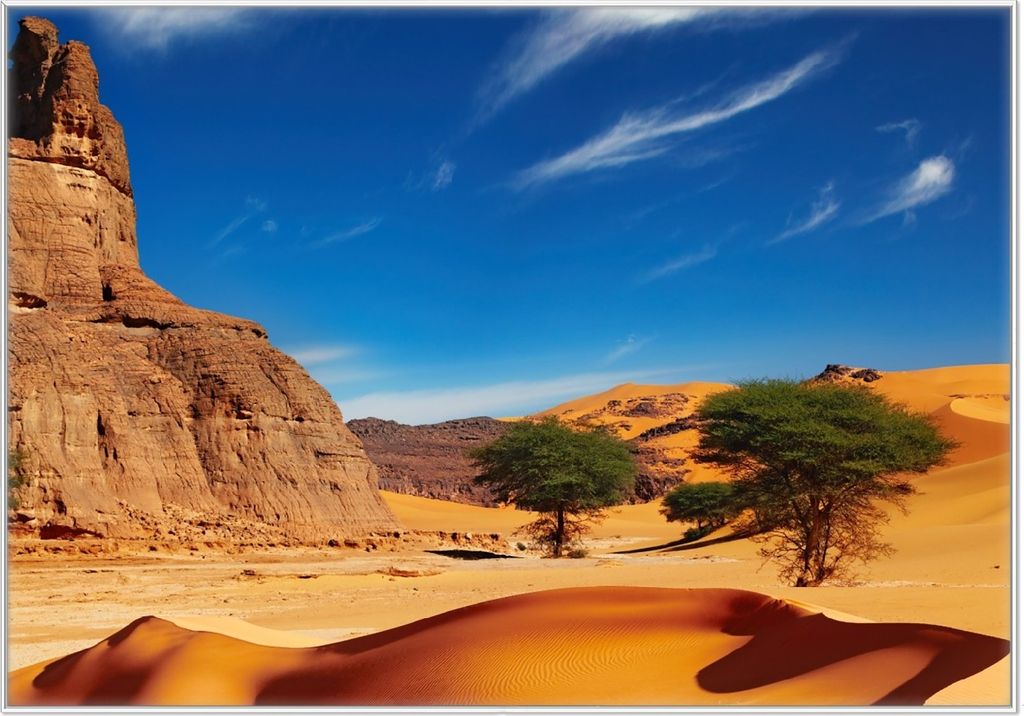 Wallario Wandbild In der Wüste Sahara, Größe: 70,30 x 100,30 cm, Poster mit weißem Kunststoffrahmen