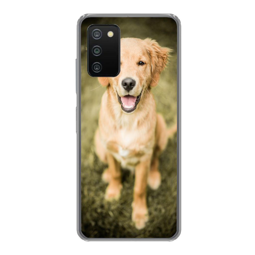 MuchoWow Handyhülle Schutzhülle Hülle für Samsung Galaxy A03s Ein Porträt eines Golden Retriever Welpen im Garten Silikon Softcase Handy Hü...