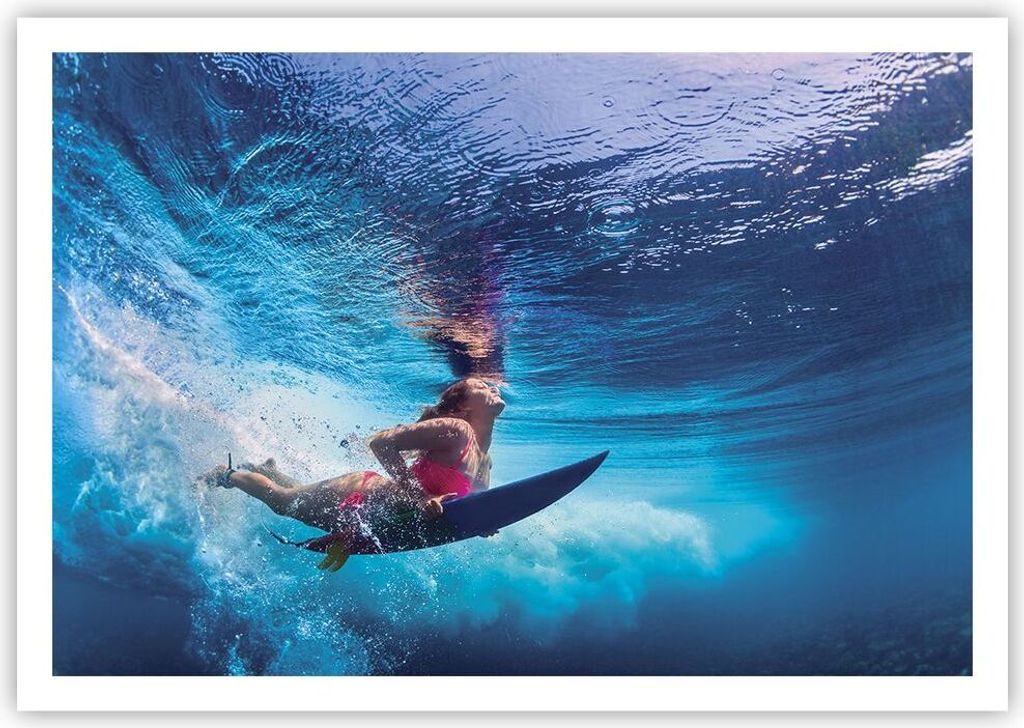 Poster - Poster ohne Rahmen - Surfen Frau Unterwasser - 100x70 cm - Wand Bild - Wanddeko - Wandbilder - Kunstposter - Wandposter - Bilder - Kunstdr...