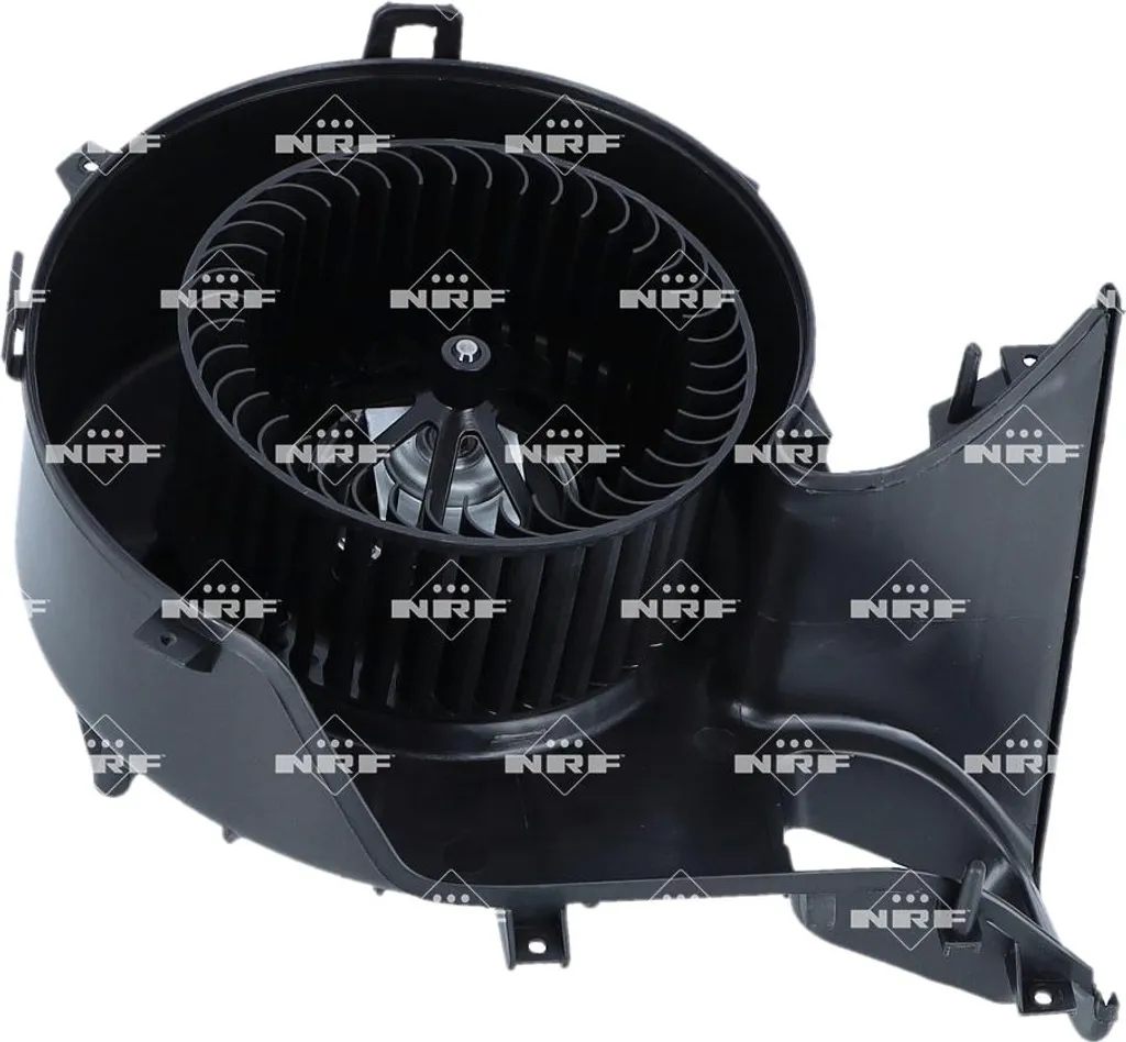 Plus de buée avec le ventilateur d'habitacle NRF 34379 haute puissance