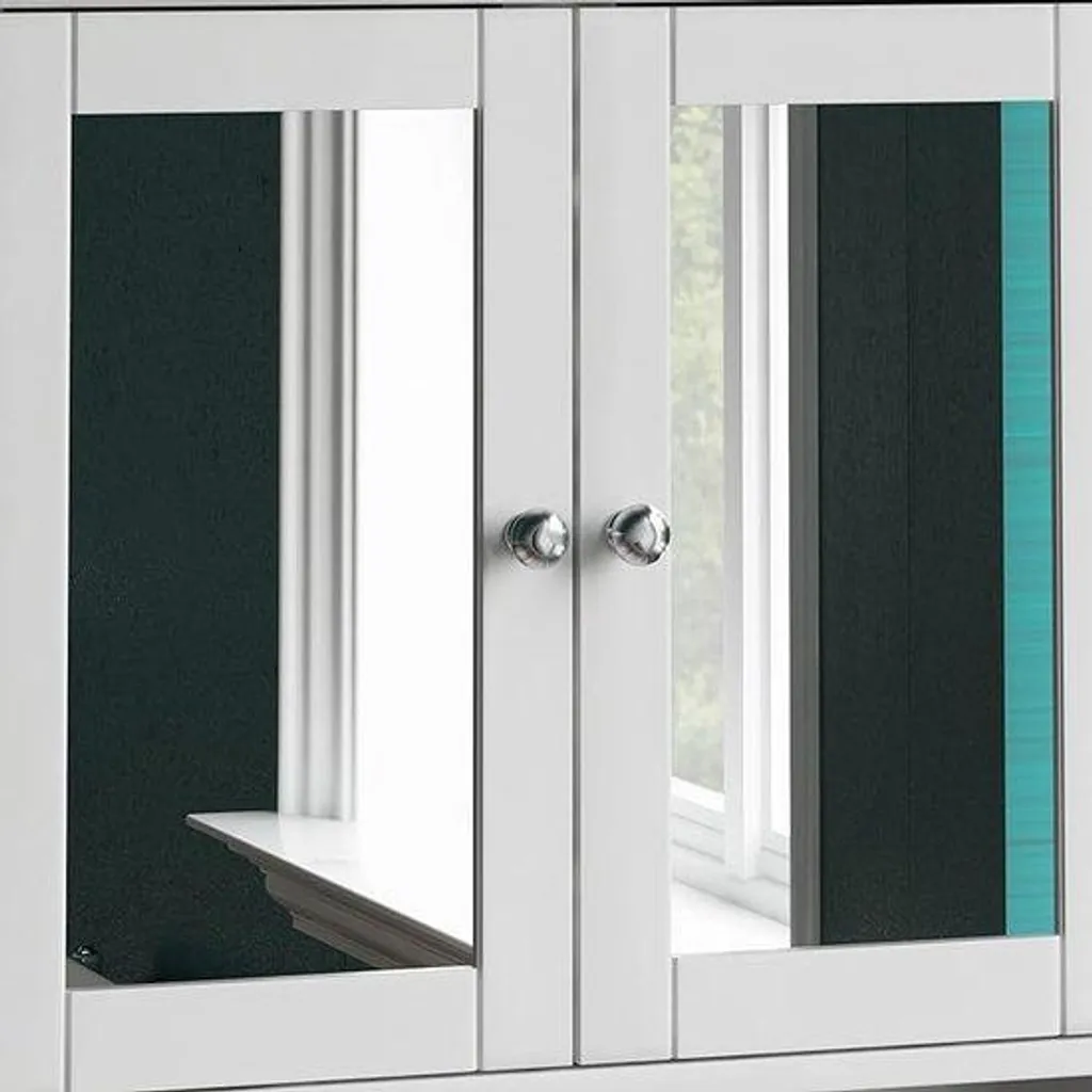 Armoire salle de bains sur pied blanc : solution rangement WC étroit