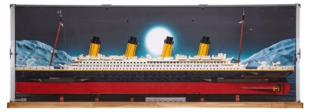 Blacked Brick L WOOD Vitrine mit Hintergrund 1 für LEGO® Produktbild 