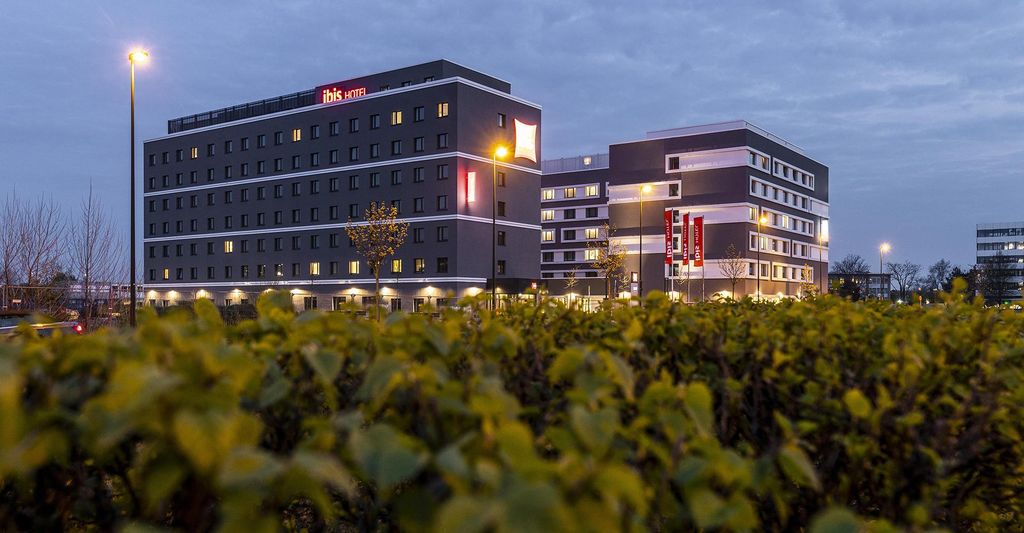 mydays Städtetrip Düsseldorf für 2 (2 Nächte); Erlebnis verschenken oder selbst erleben; Gutschein für 2 Person(en)