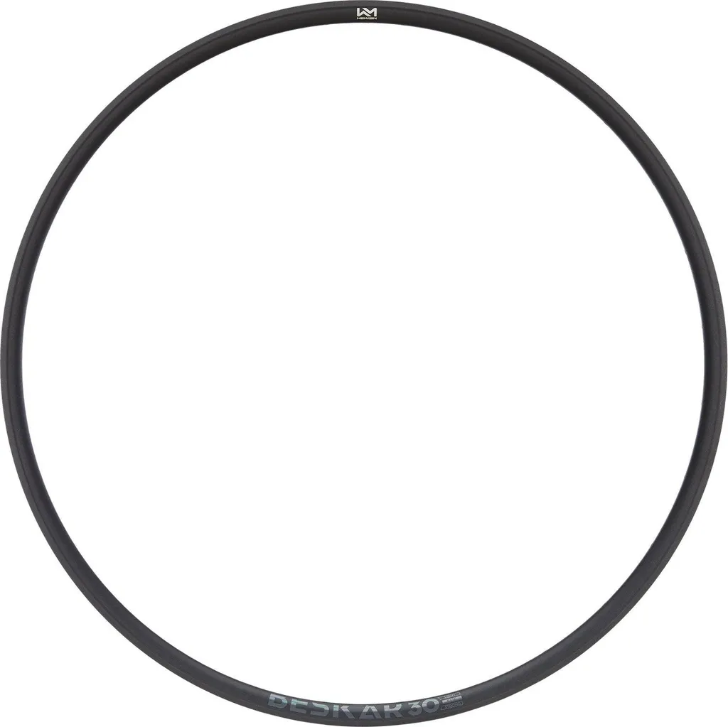 Jante Newmen Beskar 30 Base 29 pouces en aluminium robuste 28 trous noire