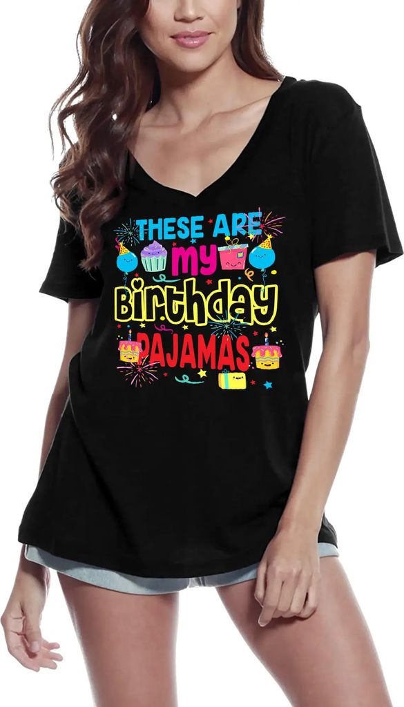 Damen Grafik T-Shirt V-Ausschnitt Das ist mein Geburtstagspyjama – These Are My Birthday Pajamas – Öko-Verantwortlich Vintage Jahrgang Kurzarm...