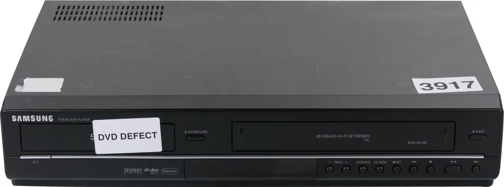Samsung DVD-V6700 : Ne perdez plus vos VHS avec ce Lecteur DVD Combiné