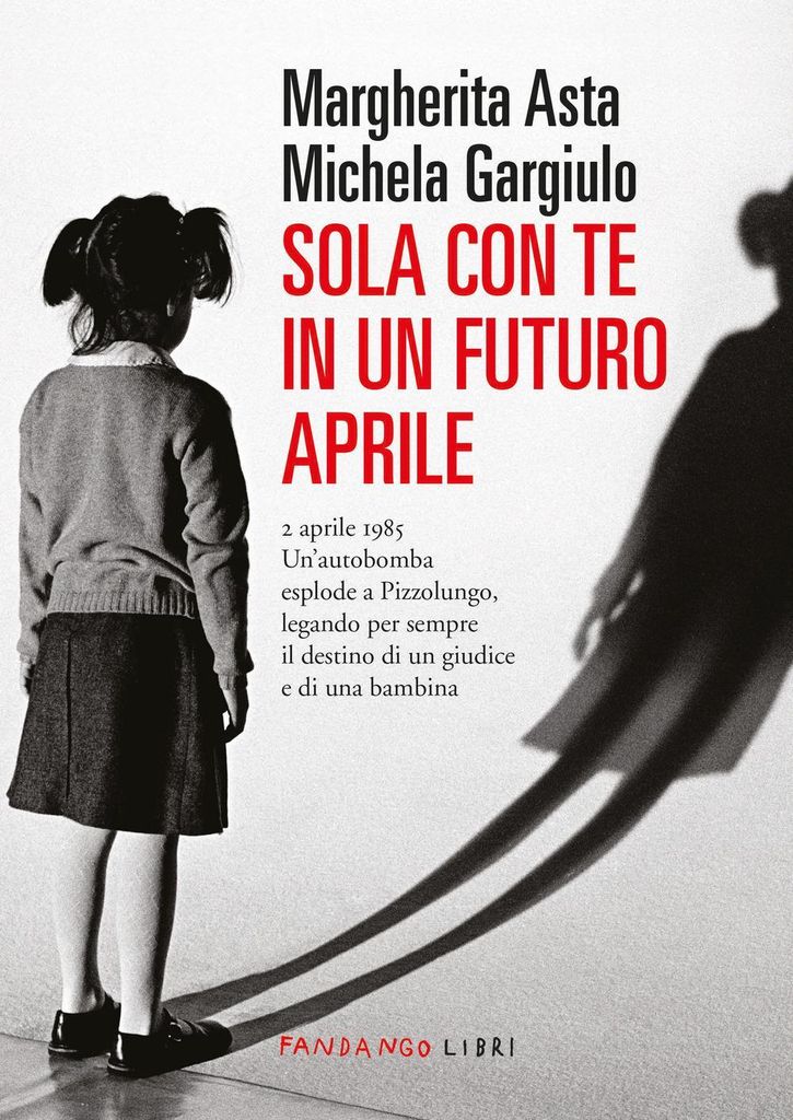 Asta, M: Sola con te in un futuro aprile