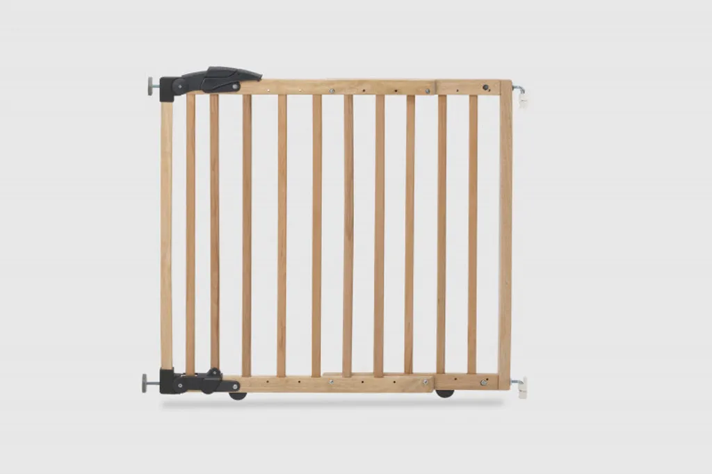 Barrière NINA 4iQ en bois ajustable 69,5-104cm pour sécurité enfant