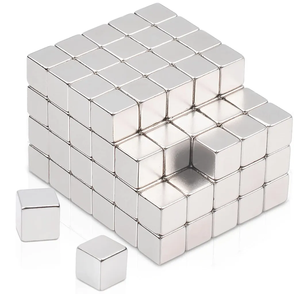 Aimants néodyme pour loisirs créatifs - 110 mini cubes 5mm polyvalents
