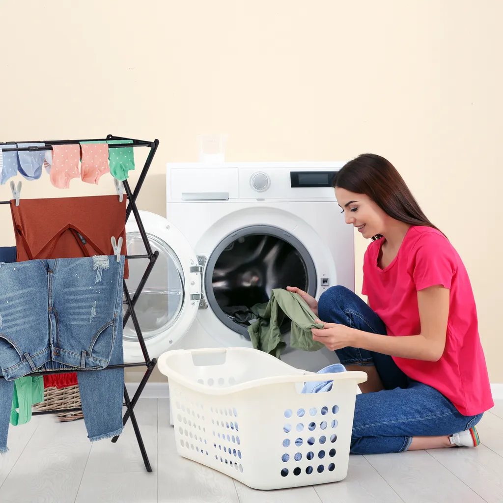 Relaxdays séchoir à linge pliable avec 50 pinces à linge intégrées - 5