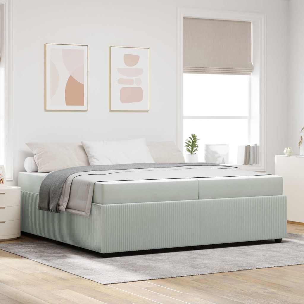 Maison Exclusive - Bettrahmen mit Matratze Hellgrau 200 x 200 cm Stoff