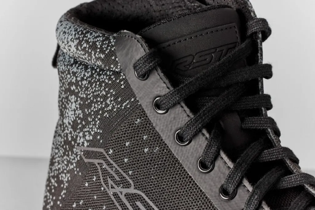 Baskets moto RST Urban-K noir - Chaussures montantes de ville renforcées
