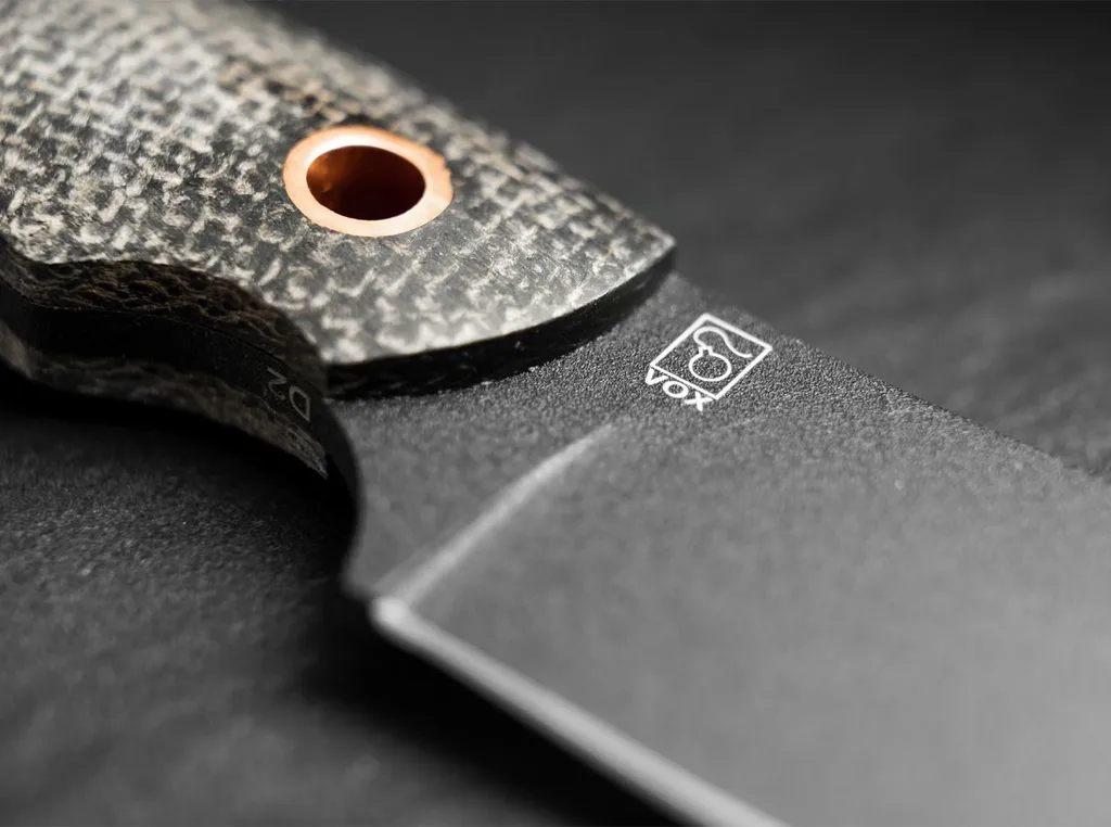 Böker Plus Nessmi Pro Noir : couteau fixe compact pour remplacer l'EDC