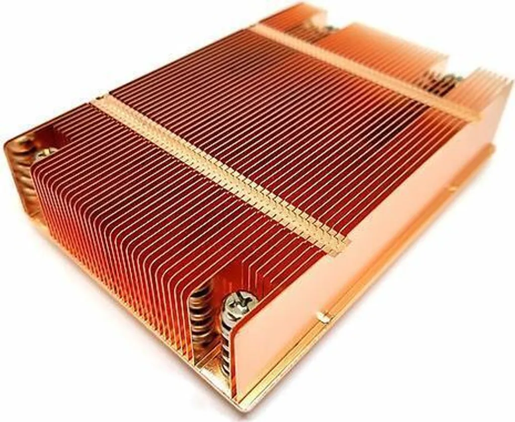 Évitez la Surchauffe Serveur avec le Radiateur Dynatron A51 Cuivre 1U
