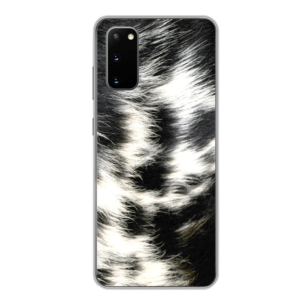 MuchoWow Handyhülle Schutzhülle Hülle für Samsung Galaxy S20 Die Kuhhaut einer Langhornkuh Silikon Softcase Handy Hülle - Bild