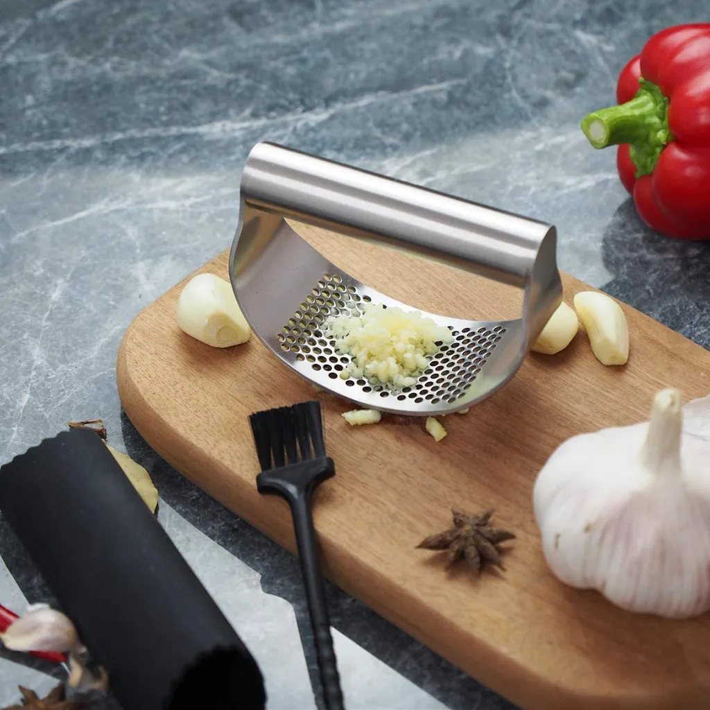 Fackelmann Knoblauchpresse Edelstahl - Für Knoblauch & Ingwer, 19 Cm