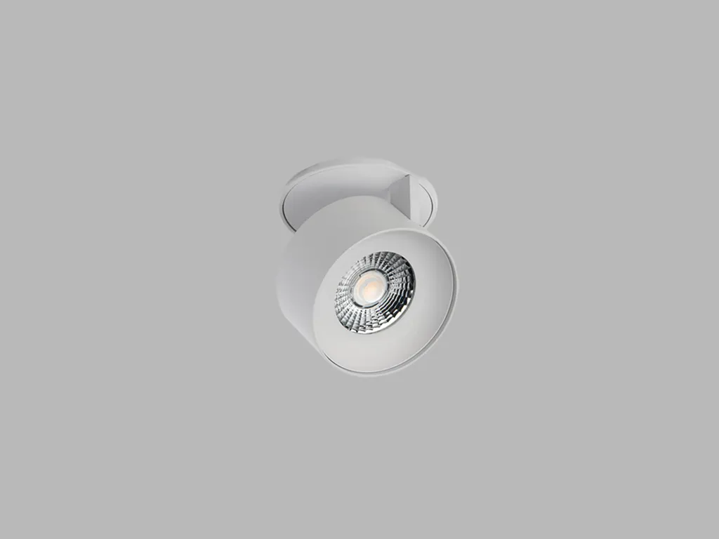 LED2 21507211 KLIP: Luce Calda 2700K per il Tuo Comfort di Casa