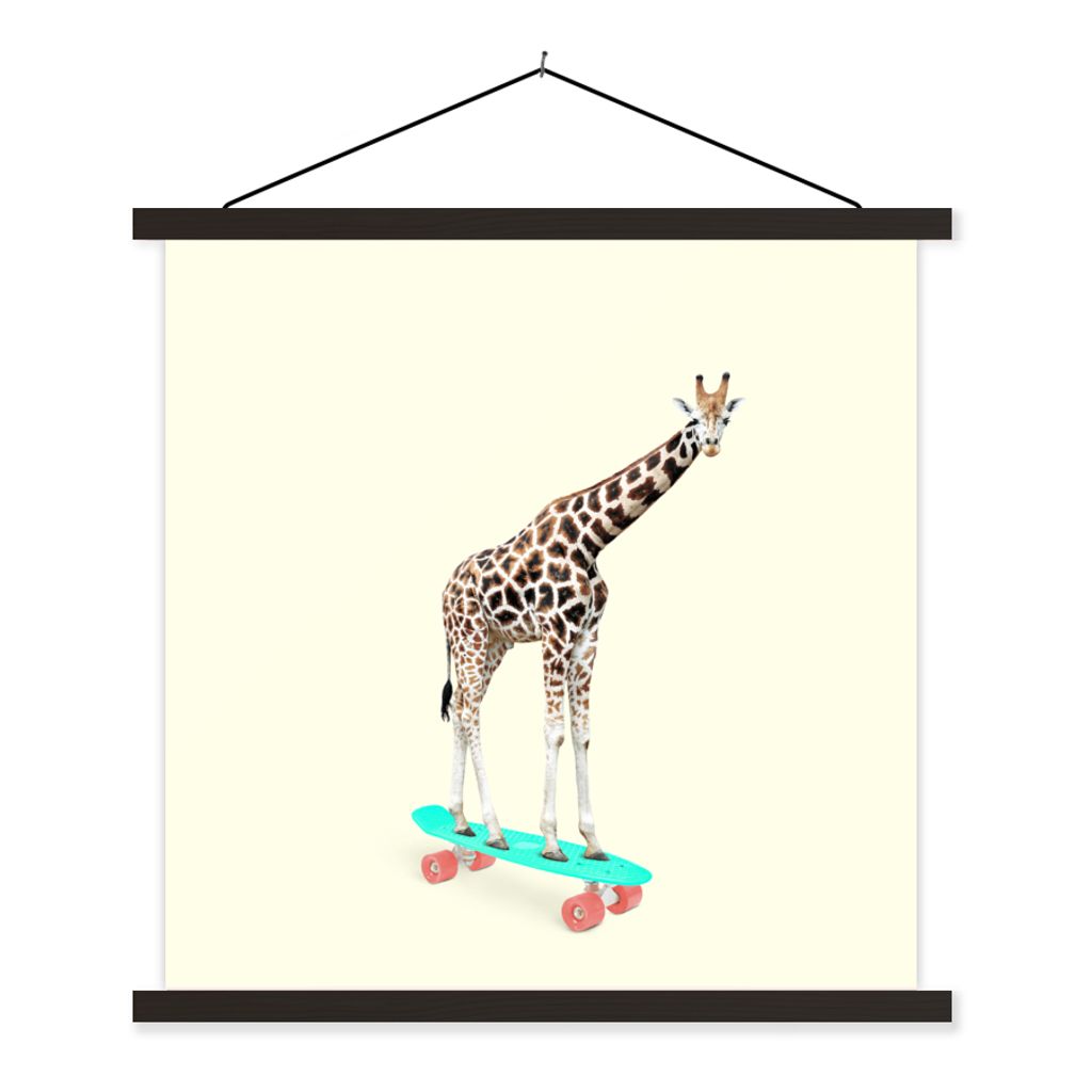 MuchoWow Textilposter Giraffe - Muster - Skateboard - Rosa - Tiere 40x40 cm mit schwarzem Rahmen - Fotos