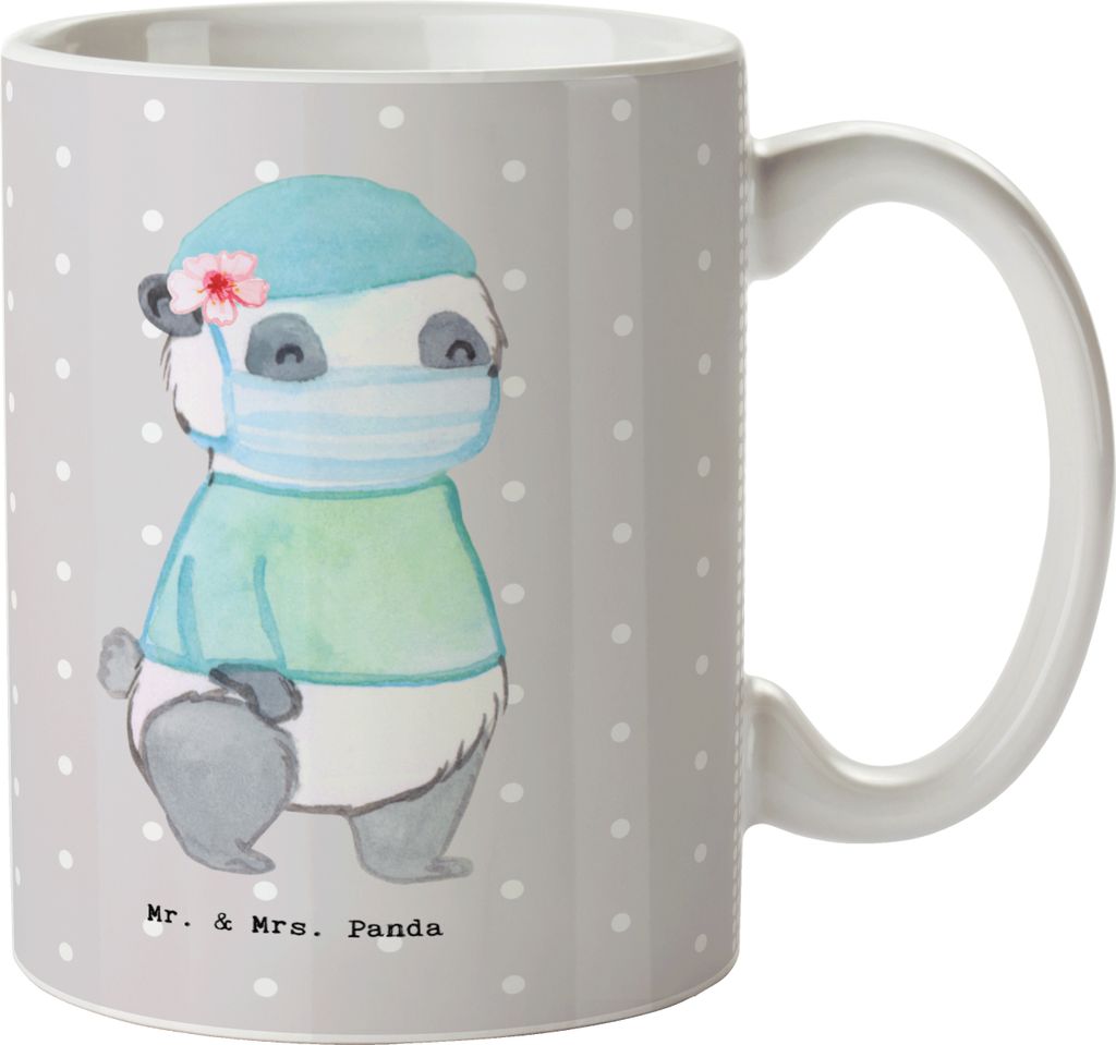Mr. & Mrs. Panda Kaffeetasse Chirurgin Herz - Grau Pastell - Geschenk, Keramiktasse, Krankehaus, Ärztin, Krankenhaus, OP, Kaffeebecher, Arzt, kran...